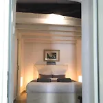 Thomas Traditional House In Chora