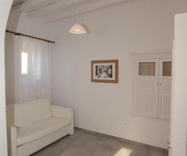 Thomas Traditional House In Chora *