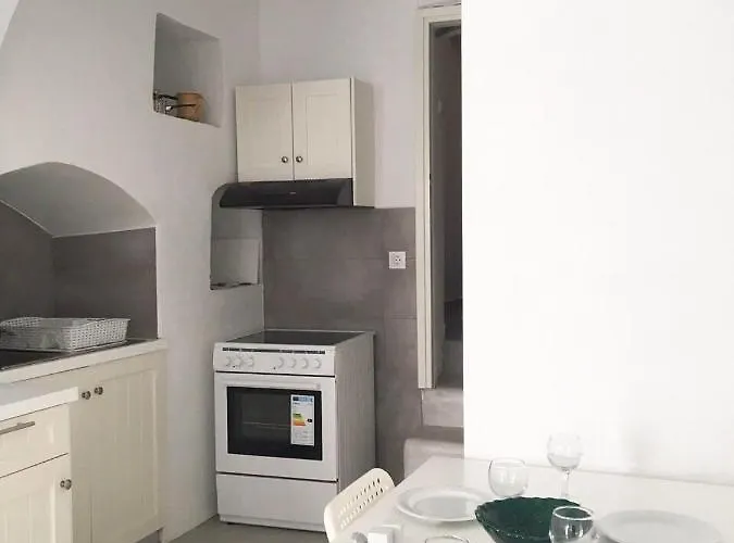 Thomas Traditional House In Chora Daire